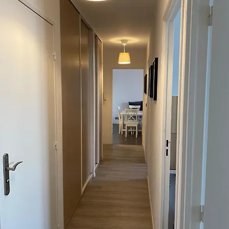 Apartment Rue D'Entraigues